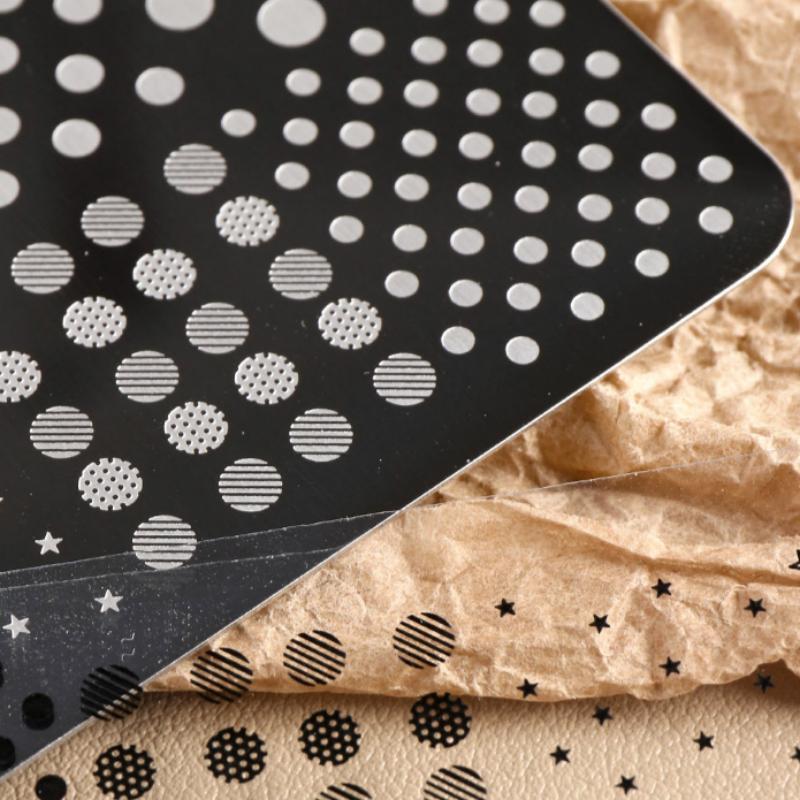 3D Printing Stainless Steel - แผ่นปั๊มลายเล็บสแตนเลสลายจุดและเส้นตรงน่ารัก สำหรับทำเล็บแบบฝรั่งเศส พร้อมเครื่องมือพิมพ์ลายเล็บ 3D